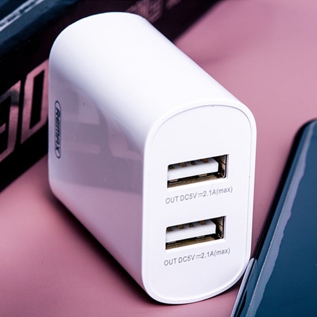 Remax RP-U35 Jane Series 2.1A Dual USB Charger