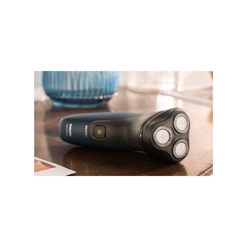 Philips S1121 Wet &amp; Dry Electric Shaver