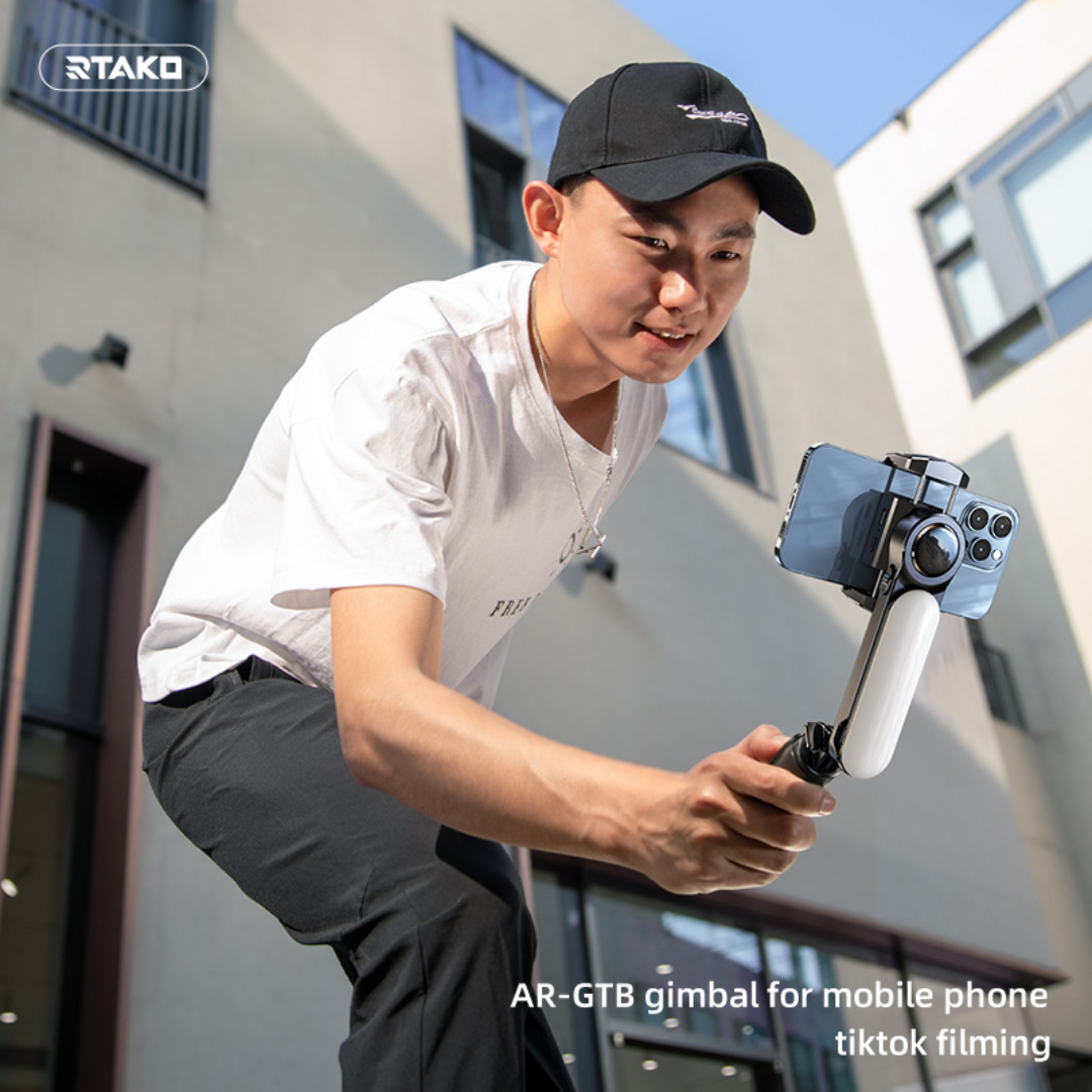 Rtako Q09 Mini Electric Gimbal Stabilizer with Extendable Selfie Stick Tripod