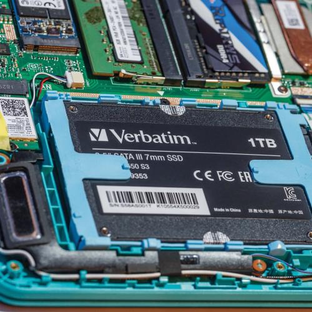 Verbatim 49353 Vi550 S3 SATA III 2.5" 1TB Internal SSD