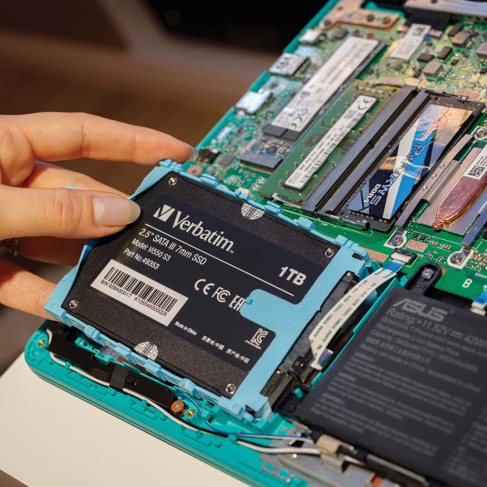 Verbatim 49353 Vi550 S3 SATA III 2.5" 1TB Internal SSD